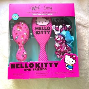 💝NIB/LAST ONE! HELLO KITTY detangling accessory bundle.